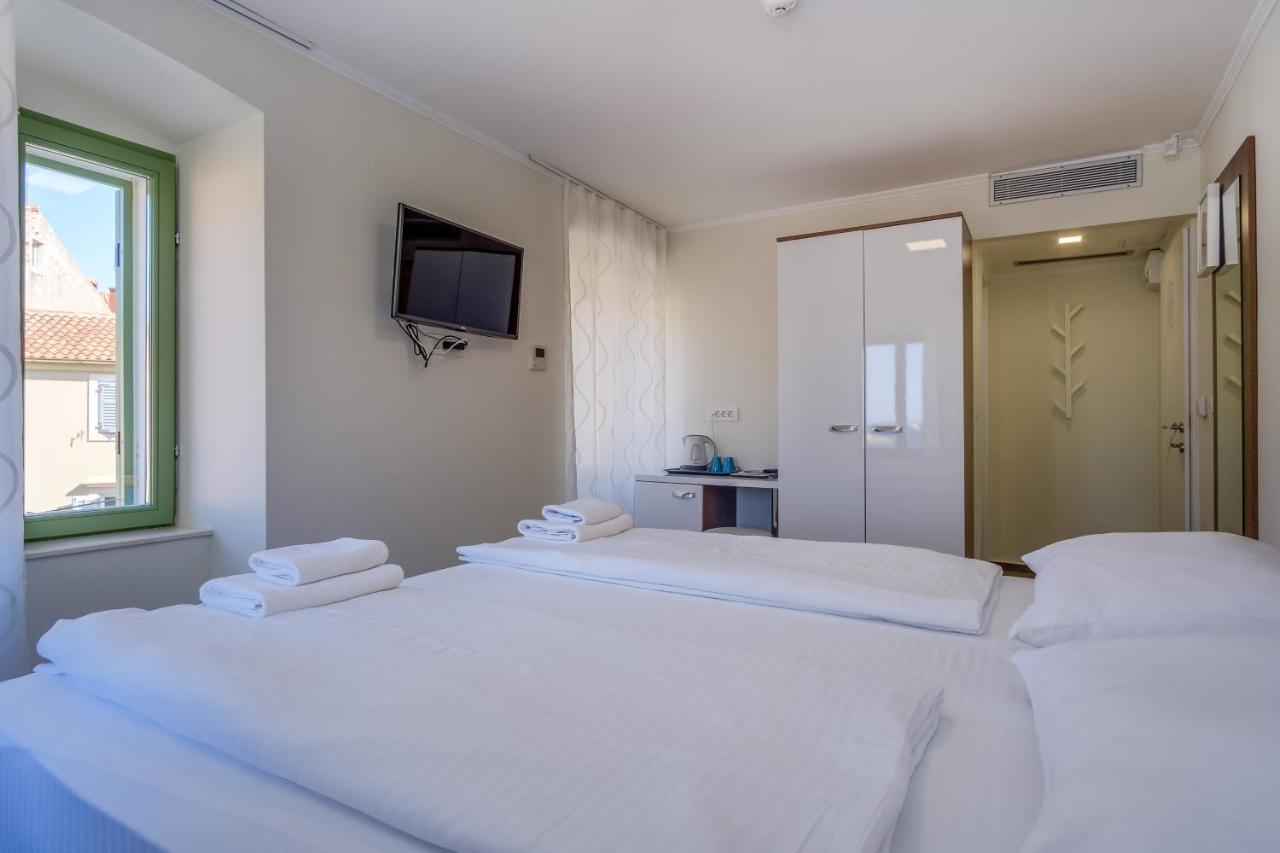Hotel Vila Conte Вели-Лошинь Экстерьер фото